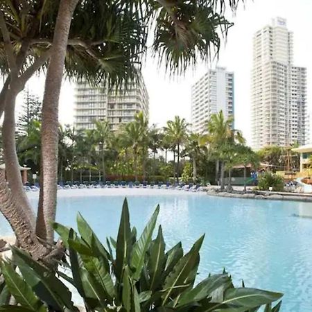 Crown Tower By Serain Residences Gold Coast Extérieur photo