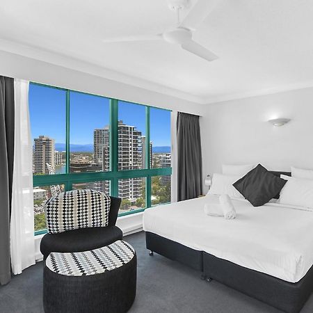Crown Tower By Serain Residences Gold Coast Extérieur photo