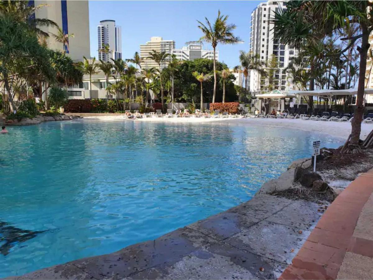 Crown Tower By Serain Residences Gold Coast Extérieur photo