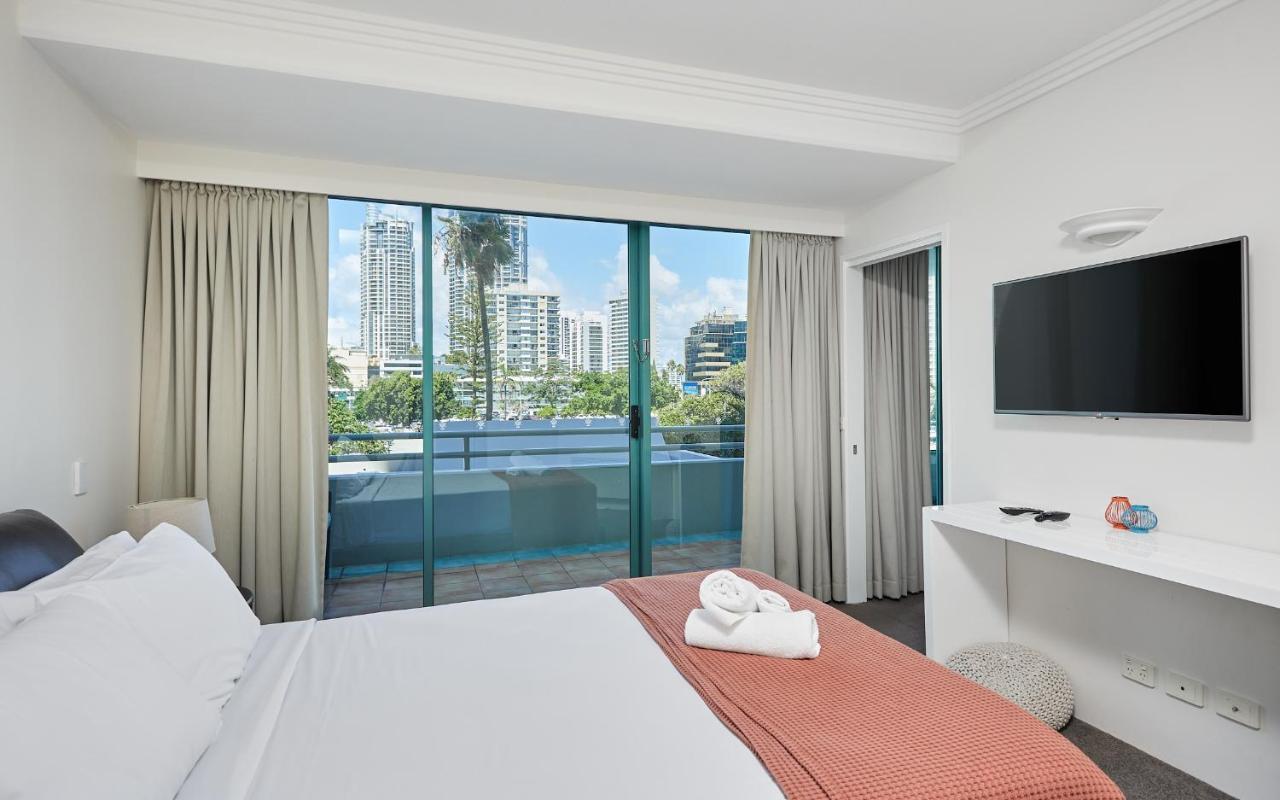 Crown Tower By Serain Residences Gold Coast Extérieur photo