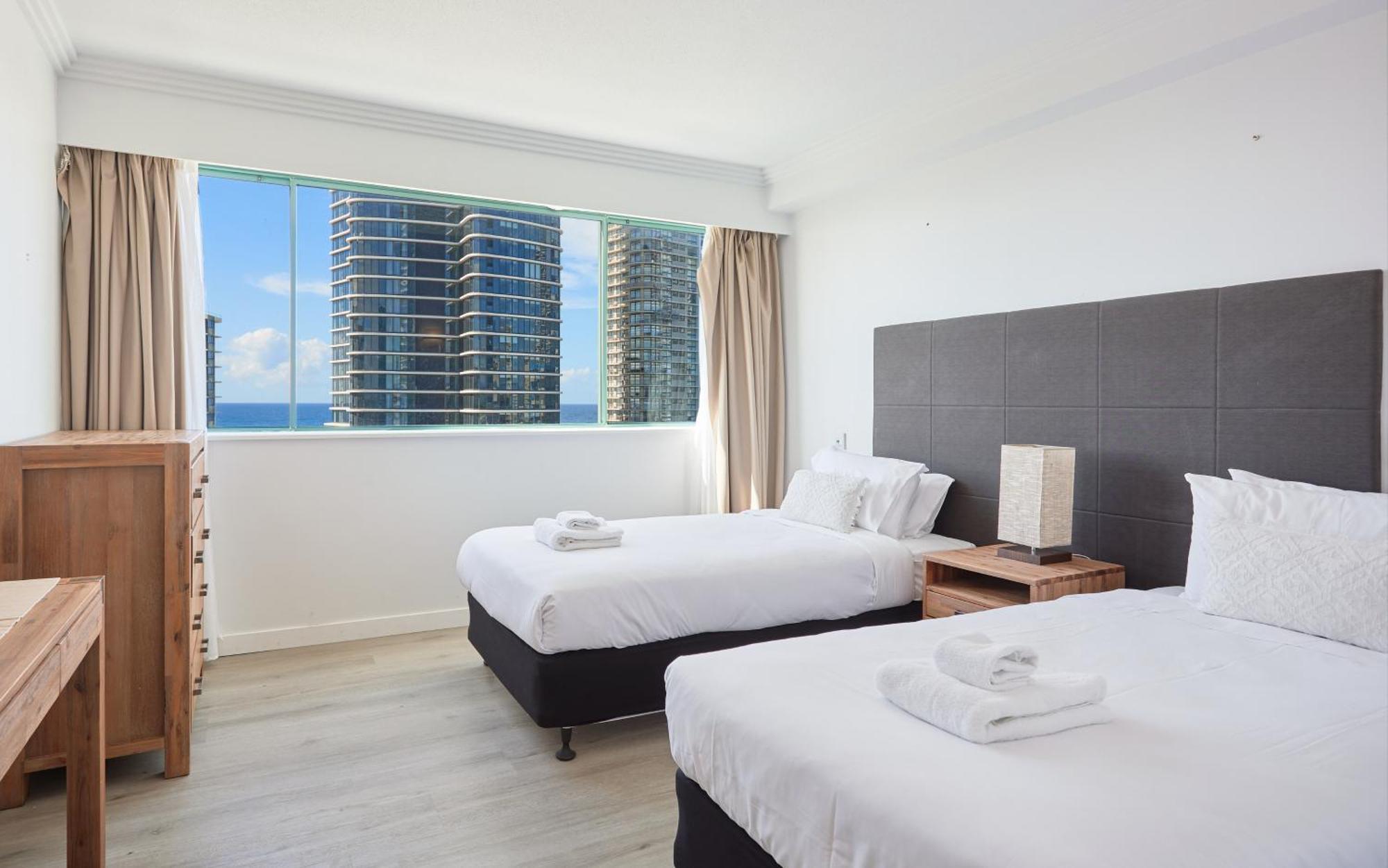 Crown Tower By Serain Residences Gold Coast Extérieur photo