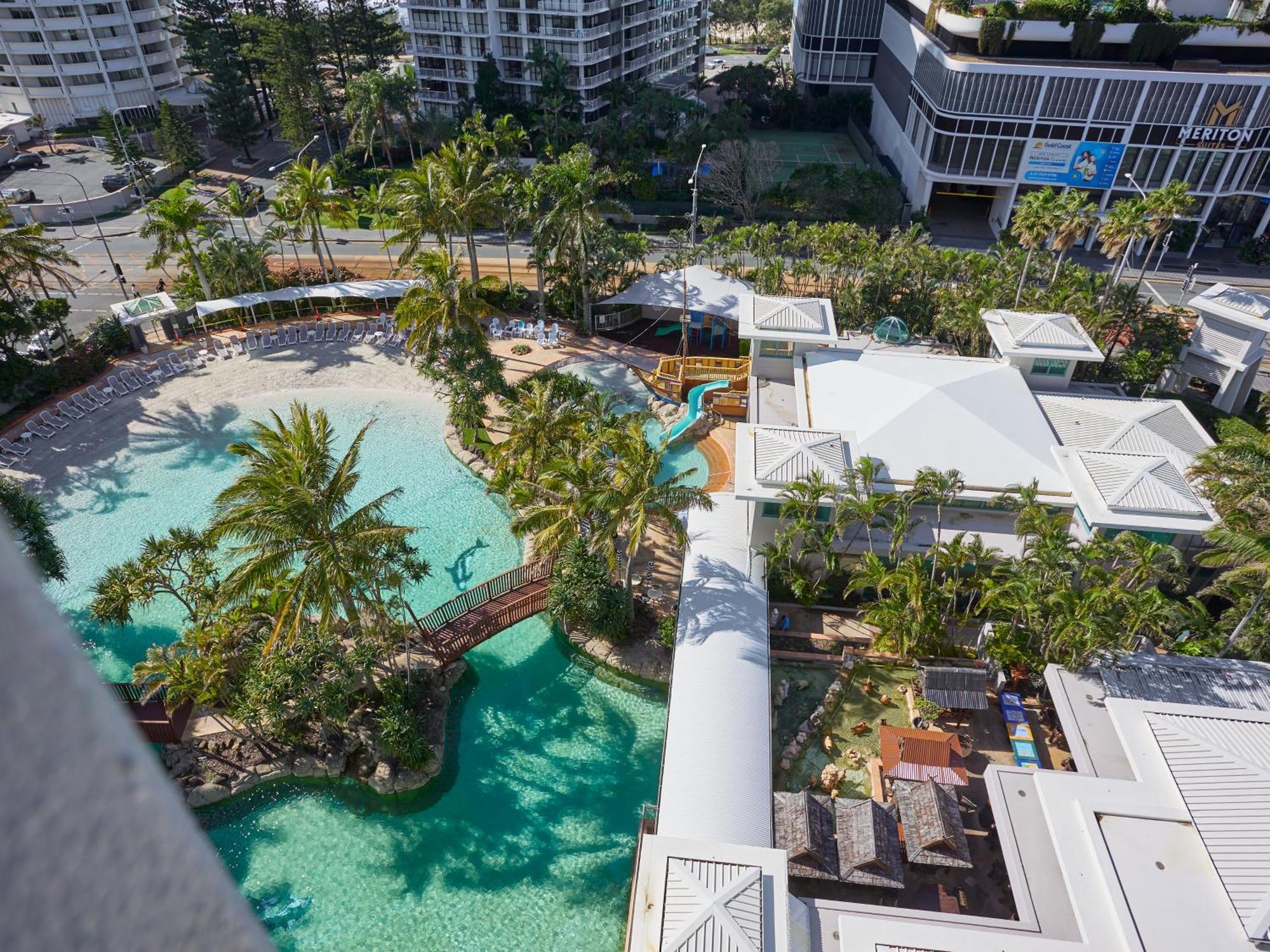 Crown Tower By Serain Residences Gold Coast Extérieur photo