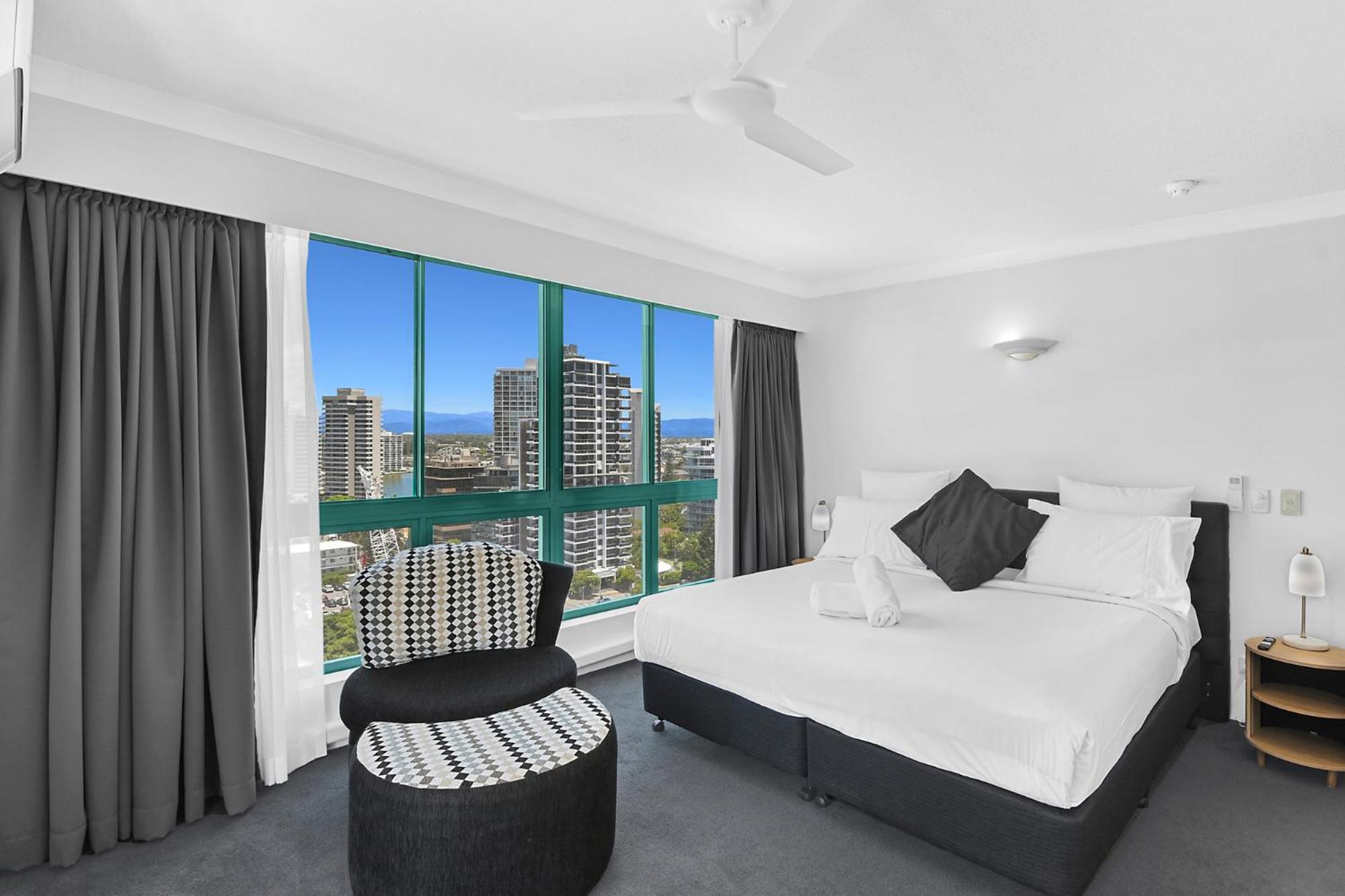Crown Tower By Serain Residences Gold Coast Extérieur photo