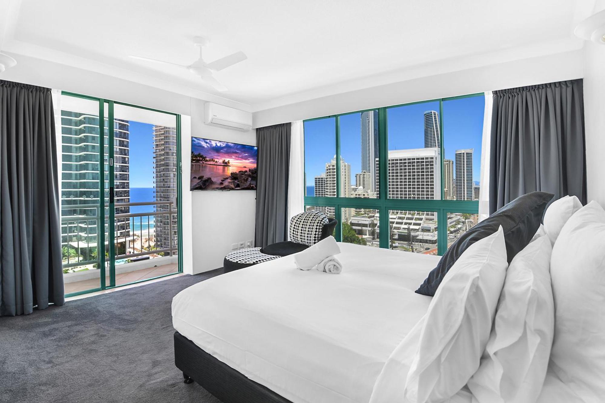 Crown Tower By Serain Residences Gold Coast Extérieur photo